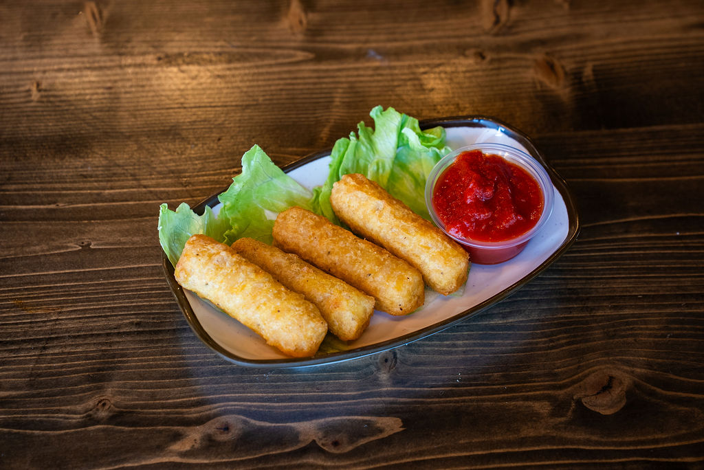 Mozzarella Sticks (4)